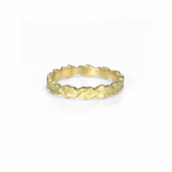Line of Leaves Band - 3mm in Yellow Gold