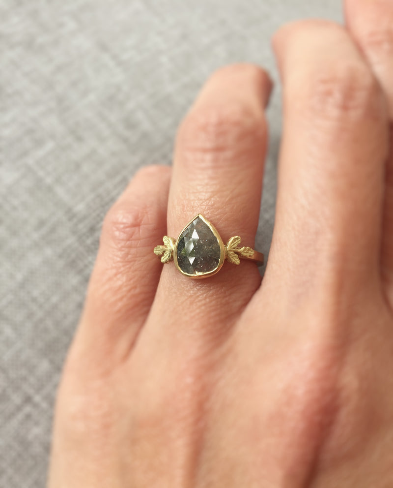 Grey Pear Diamond Oak Ring
